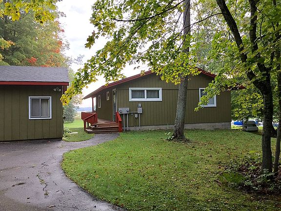 24 x 28 garage
