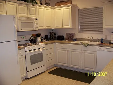 566 Cheraw Pl — Photo 3