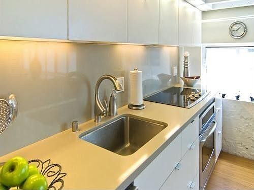 4th image of 601 4th St Unit 319