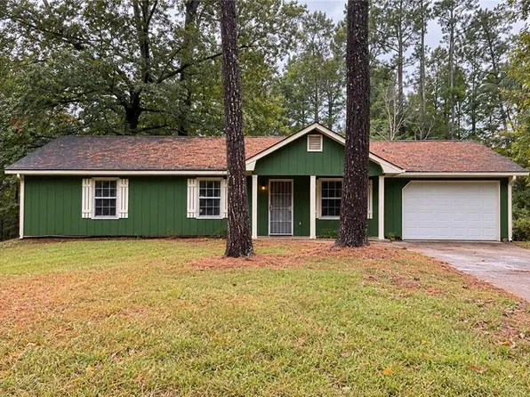 810 Navajo Trl, Covington, GA 30016