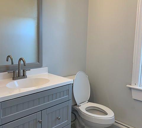5th image of 30-32 Grosvenor Ave #3