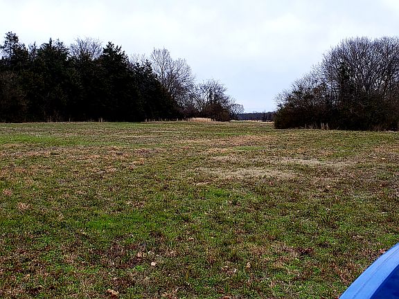 3rd image of 3886 E State Highway 197