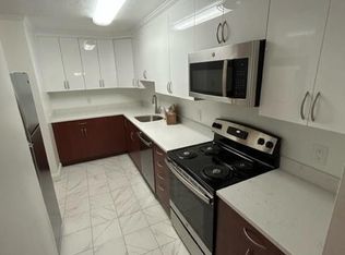 2 Peters Rd #4, Canton, MA 02021