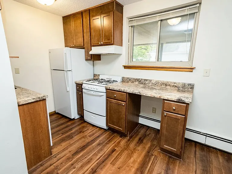 Upgrade your living experience at Central Lakes of Uptown with our modern kitchens featuring stylish cabinetry, sleek appliances, and beautiful countertops. Enjoy comfort and convenience in every detail. Schedule your tour today!