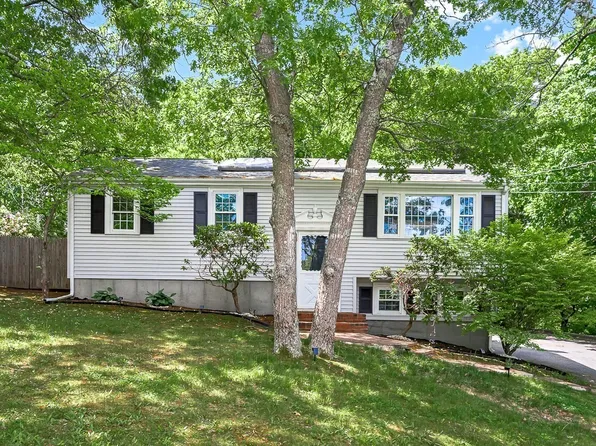 18 Adams St, Plymouth, MA 02360