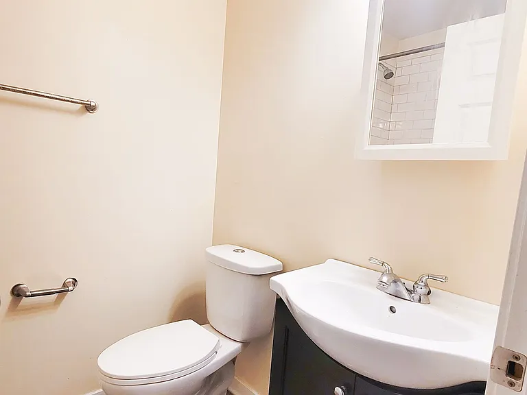 3222 S Aberdeen — Photo 7