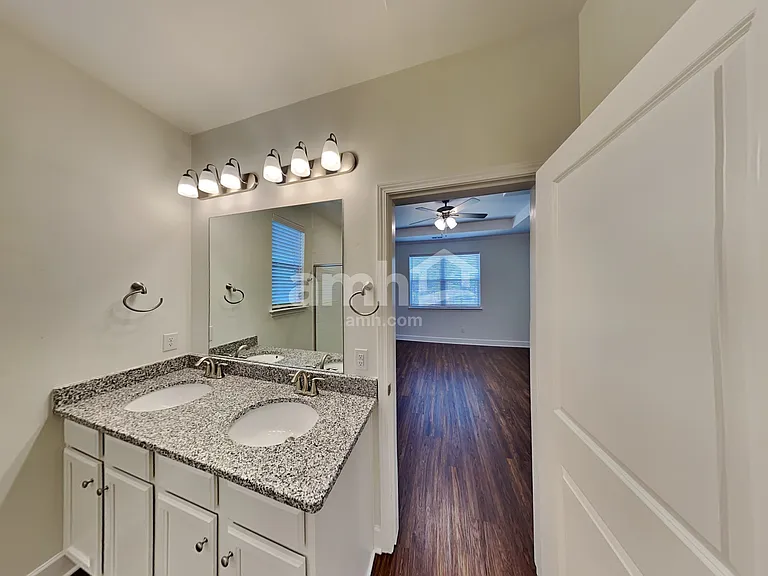 4501 Tarpon Dr — Photo 19