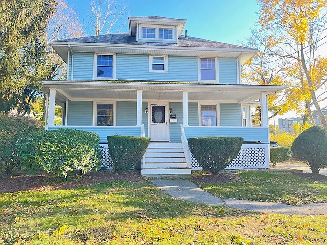 330 West St