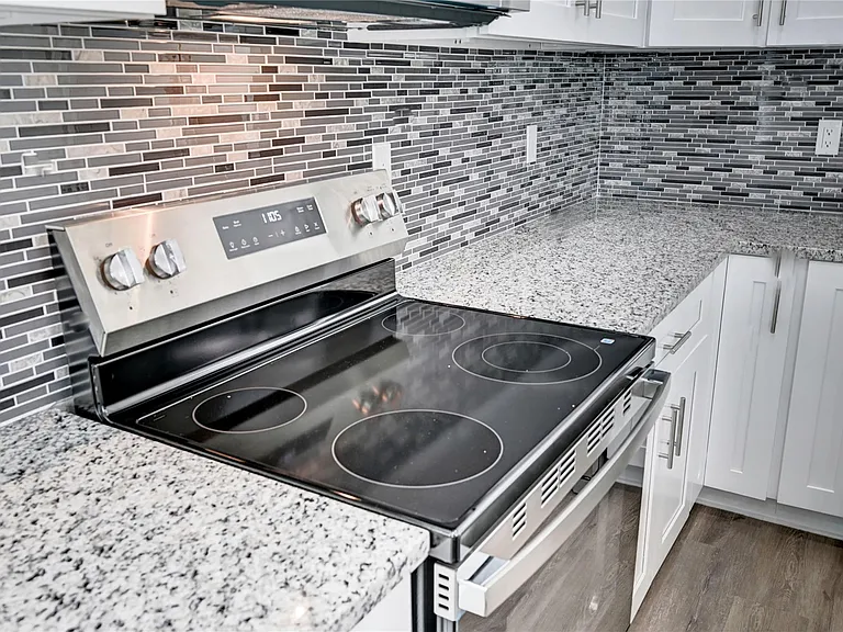 8695 Sassafras St — Photo 11