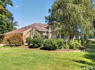 5 Sand Creek Drive, Old Saybrook, CT 06475