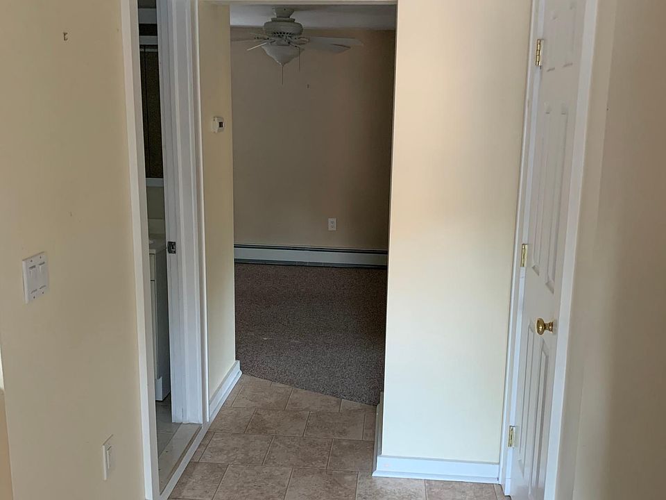 1st image of 61 N Bayview Ave