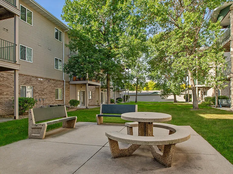 The Legacy Apartments — Photo 23