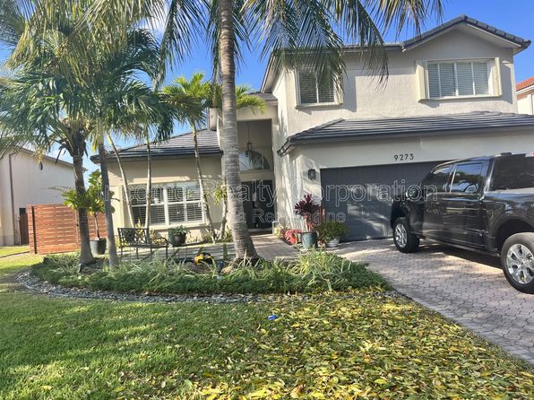 9273 SW 212th Ter