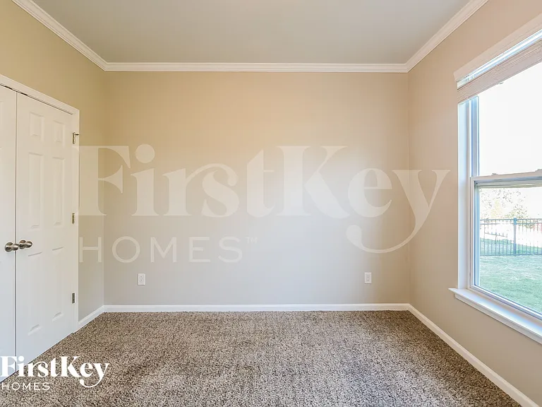 1023 Potomac Rd — Photo 12