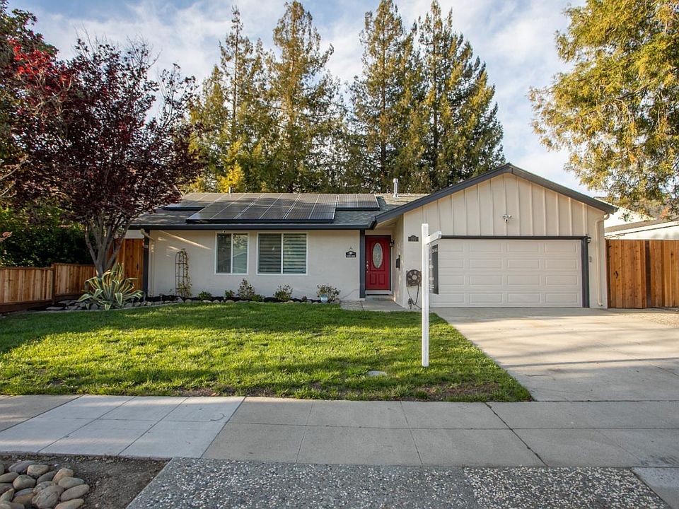 1st image of 397 Henderson Dr