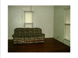 15 E Pine St, Knightstown, IN 46148