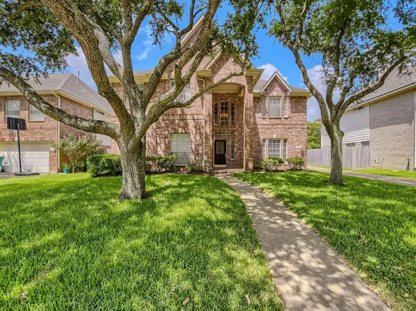 2513 La Rochelle Ct, Seabrook, TX 77586