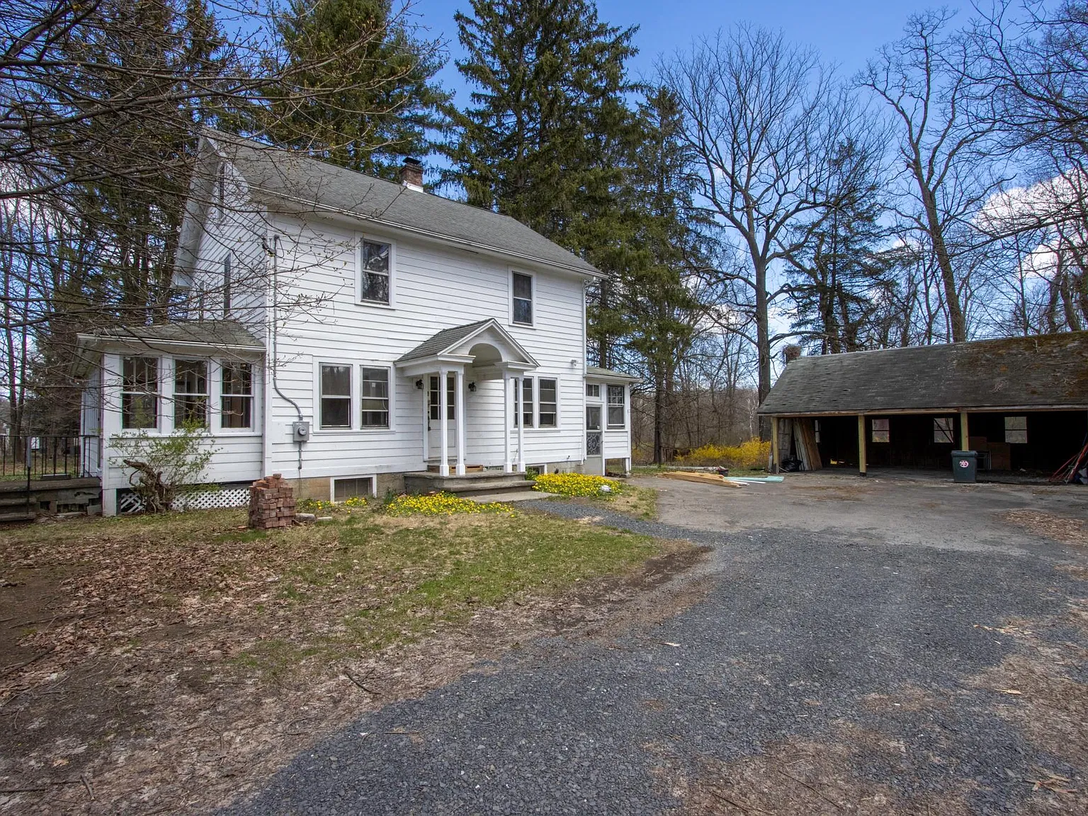 4 bed, 1.5 bath, 1456 sqft, $3,500 — Photo 4