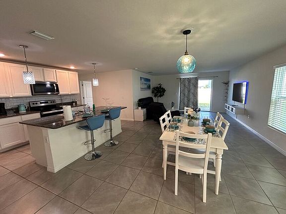5th image of 12137 White Cypress Pl