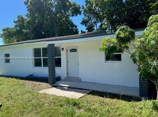 122 Harvard Rd, Hollywood, FL 33023