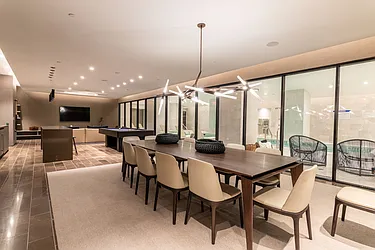 Rented by BARNES New York