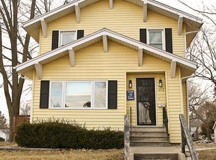 1812 10th Ave, Belle Plaine, IA 52208