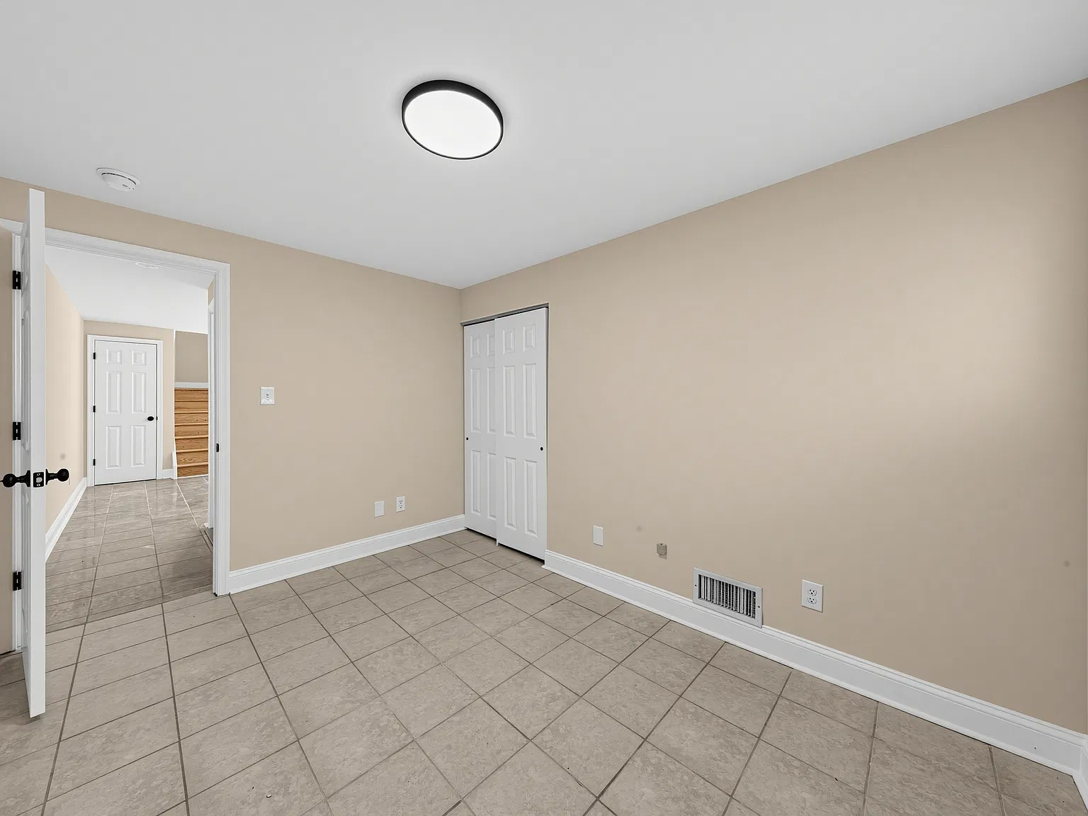 3 bed, 1526 sqft, $1,950 — Photo 4