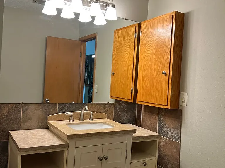 2438 Texas Ave — Photo 5
