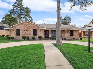 6026 Hunters View Ln, Dallas, TX 75232