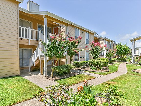 2nd image of 3506 Cove View Blvd APT 1315