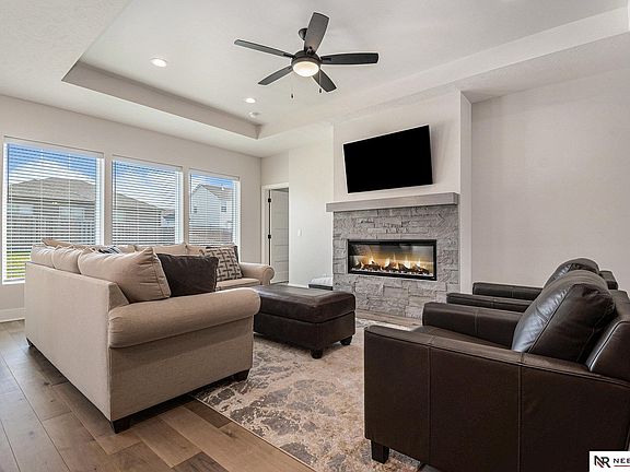 5th image of 4711 N 210th Ave