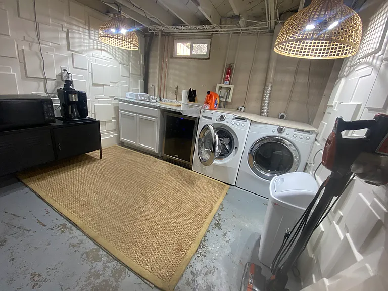 Kitchen and laundry