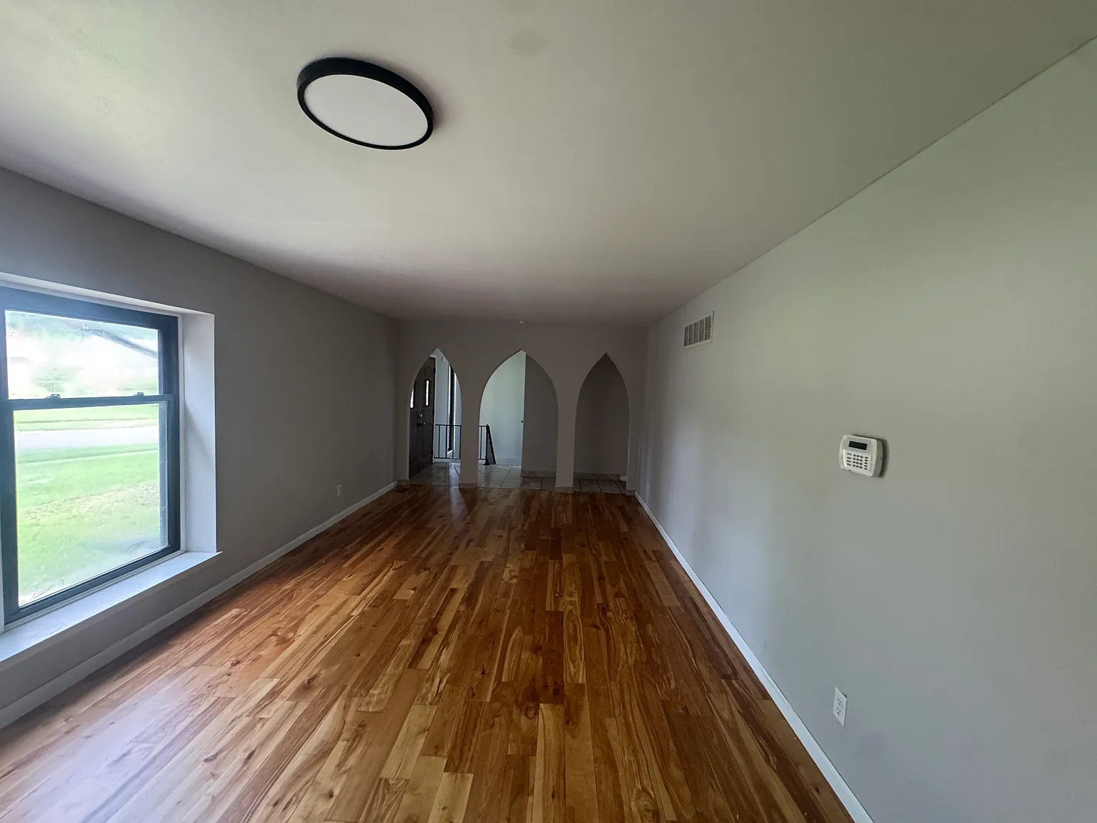 4 bed, 1770 sqft, $2,100 — Photo 4