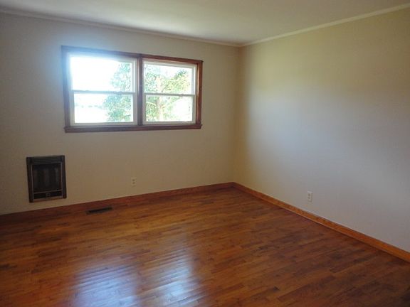 4th image of 1205 S 11th St