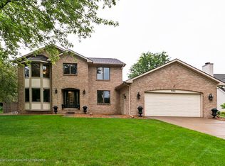 753 Tanbark Dr, Dimondale, MI 48821