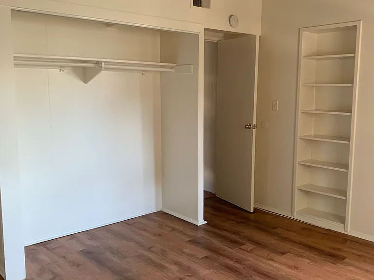 5519 Baja Dr — Photo 10