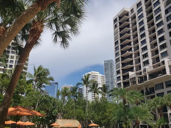 540 Brickell Key Dr APT 1524, Miami, FL 33131