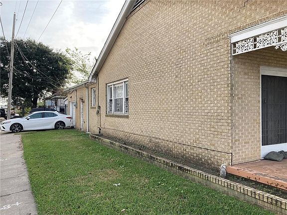 3rd image of 2837 Tureaud Ave