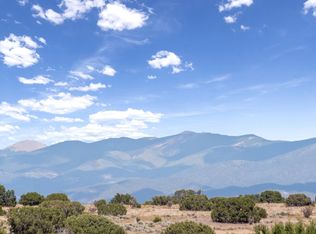 10 Lewis Ln, Santa Fe, NM 87508