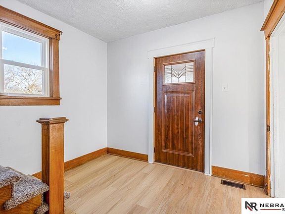 3rd image of 1023 Elk St