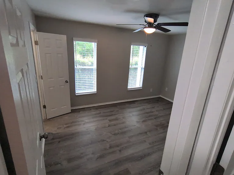 1742 SE 15th Ave — Photo 18