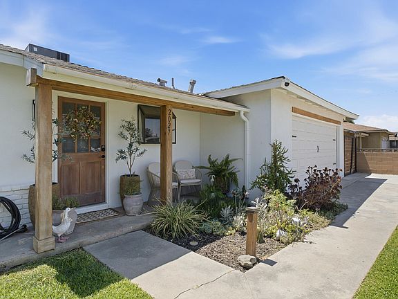 4th image of 2027 E Ash Avenue