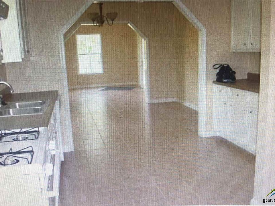 2nd image of 412 N Horace Ave