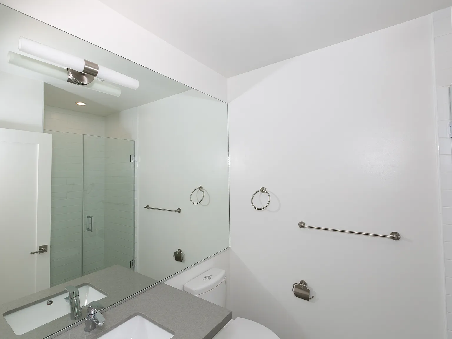 2 bed, $6,500 — Photo 2
