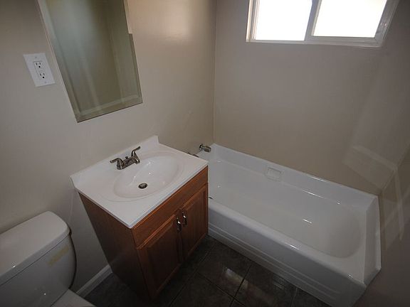 2nd image of 5520 Golondrina Dr #00