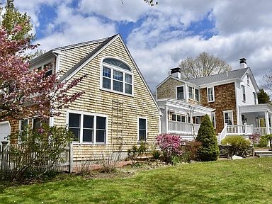 25 North St, Mattapoisett, MA 02739 | Zillow