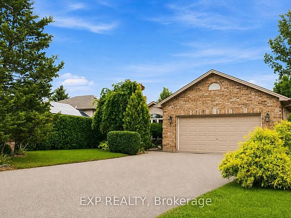3rd image of 144 Stephen Moore Dr