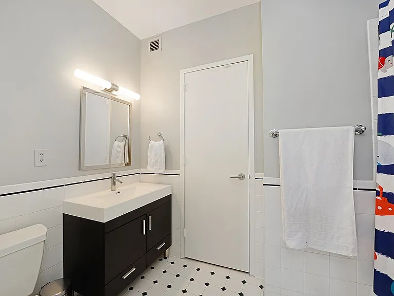 1500 Washington St #6X — Photo 10