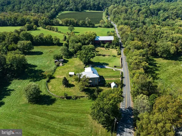 108 Gapland Rd, Burkittsville, MD 21718