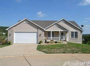 1000 Leafglen St, Imperial, MO 63052